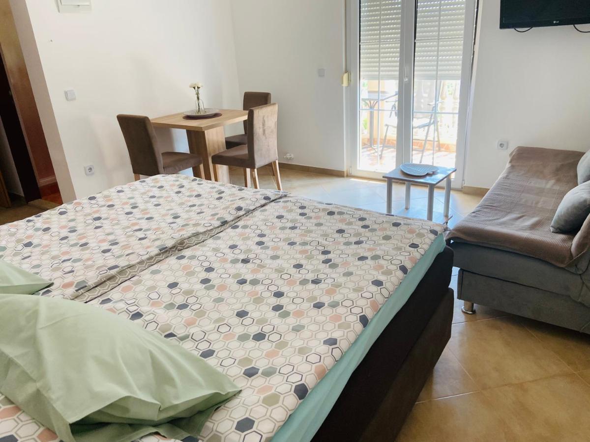 Apartmani Slavko Fazana Exterior photo