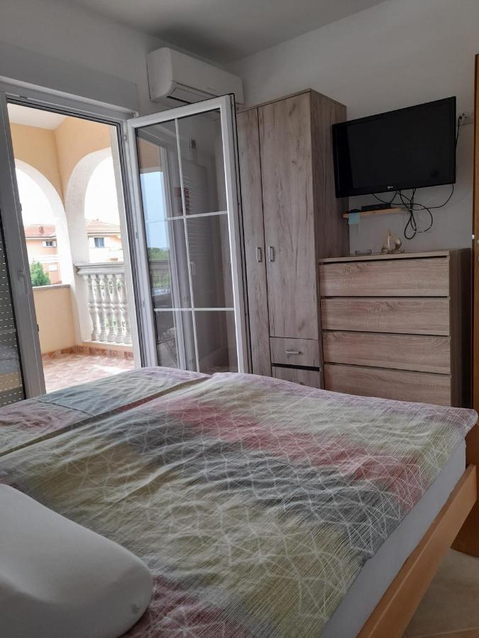 Apartmani Slavko Fazana Exterior photo