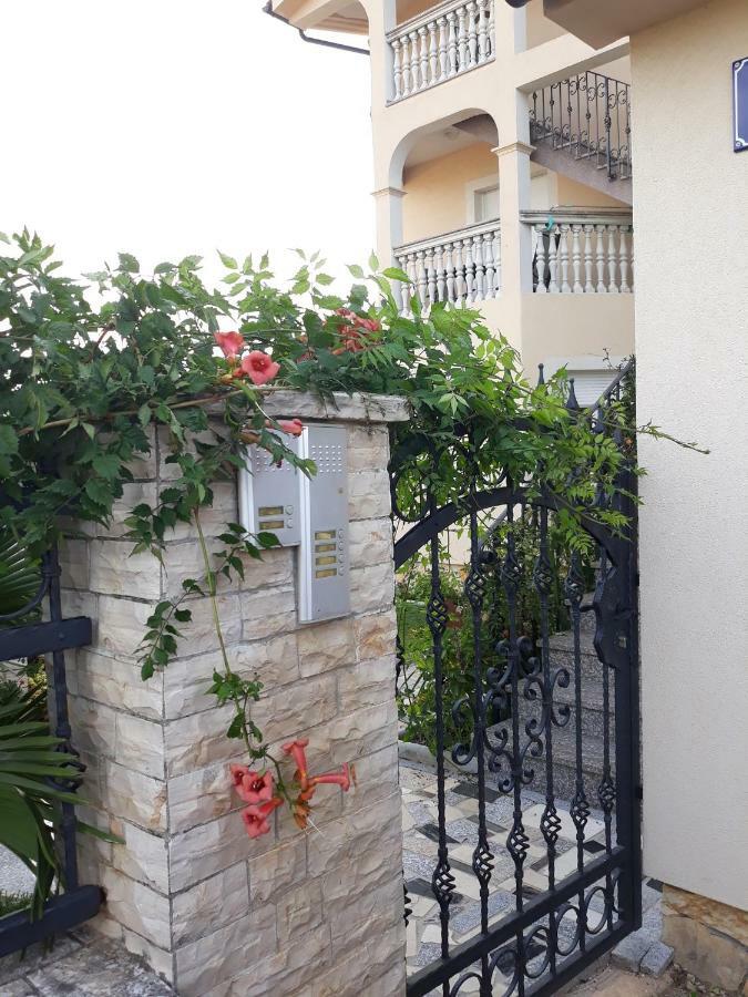 Apartmani Slavko Fazana Exterior photo